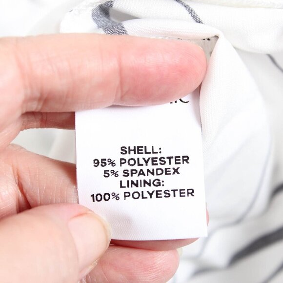 Bloomchic Abstract Print Wrap Curvy Hem Tank Top 26/4X - NWT - Picture 7 of 9